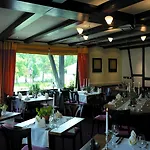Rhein Und Stuebers Restaurant Hotel Bacharach