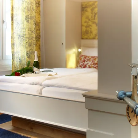 Rhein Und Stuebers Restaurant