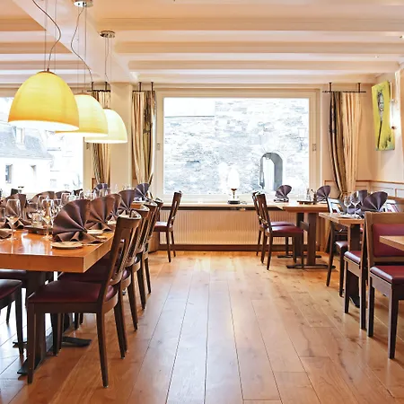 Rhein Und Stuebers Restaurant