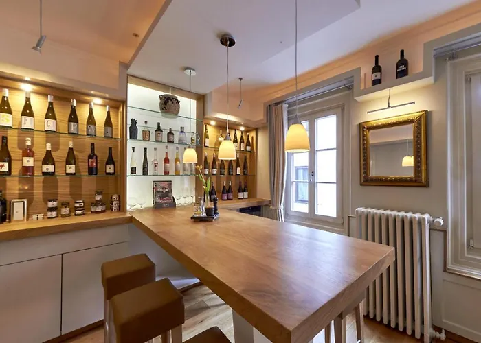 Hotel Rhein Und Stuebers Restaurant 3*