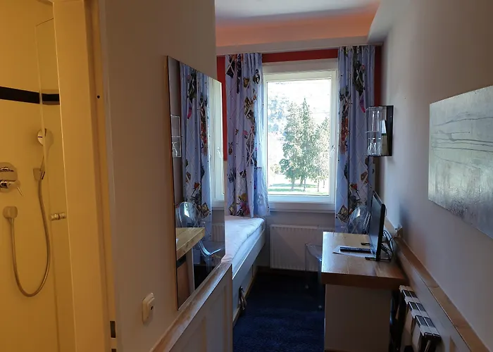 Rhein Und Stuebers Restaurant Hotel